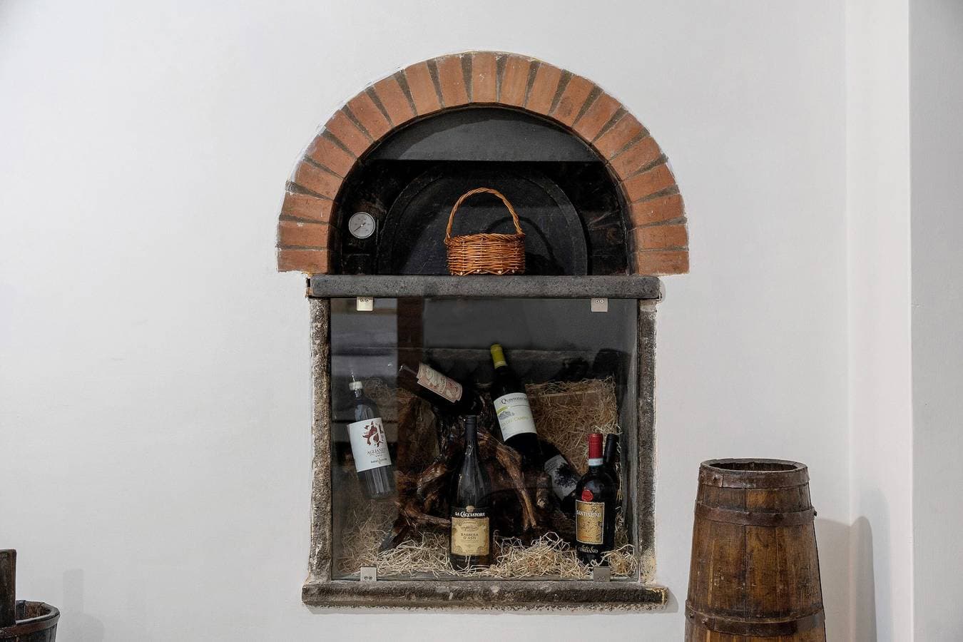 Foto 5 von 25: Ferienwohnung 'La Cantina Di Alba E Tramonto' mit Wi-Fi und Klimaanlage