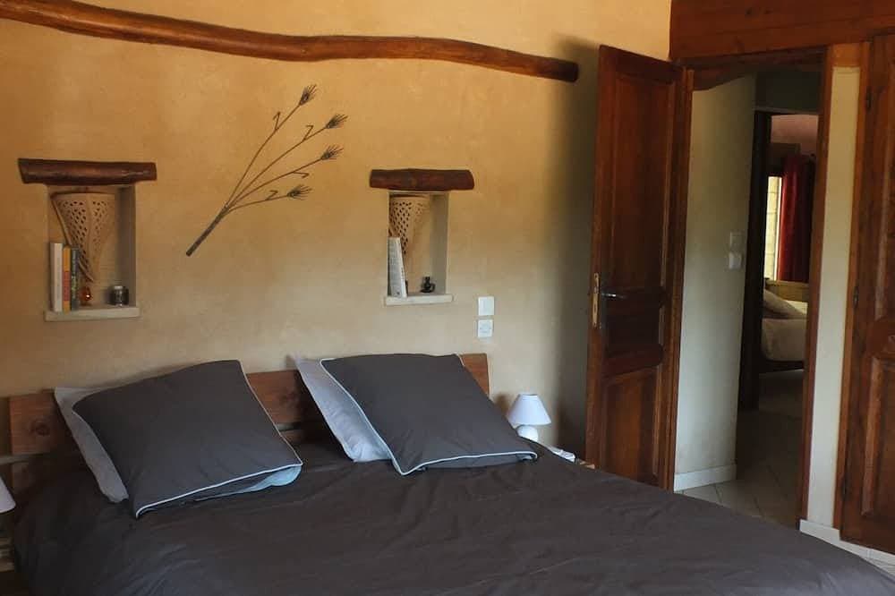 Foto 5 von 23: Maison Avec Grand Terrain