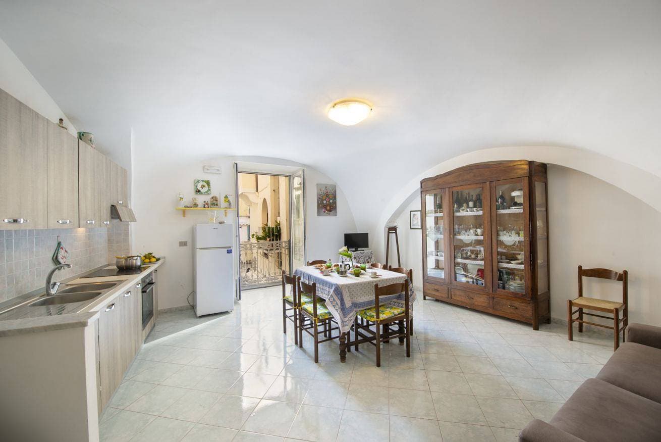 Foto 7 von 17: Ferienwohnung für 4 Personen mit Balkon/Terrasse