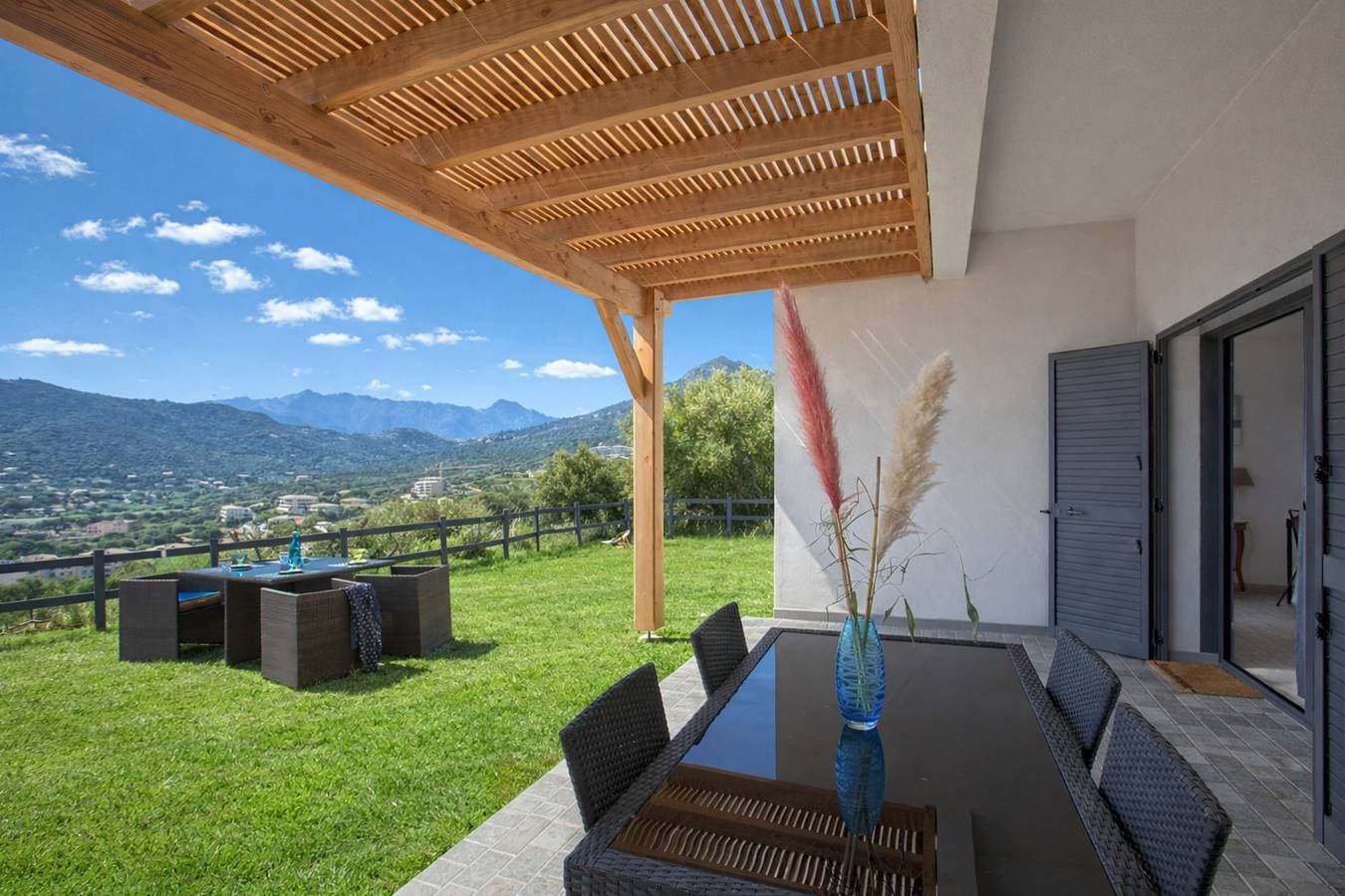 Foto 4 von 25: Casa Bianca