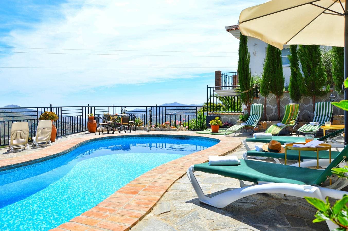Apartamento Reina · Piscina · Relax 1