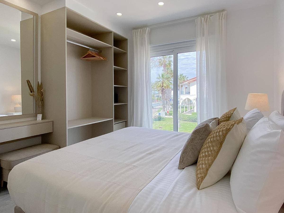 Foto 4 von 5: Apartment with Sea View