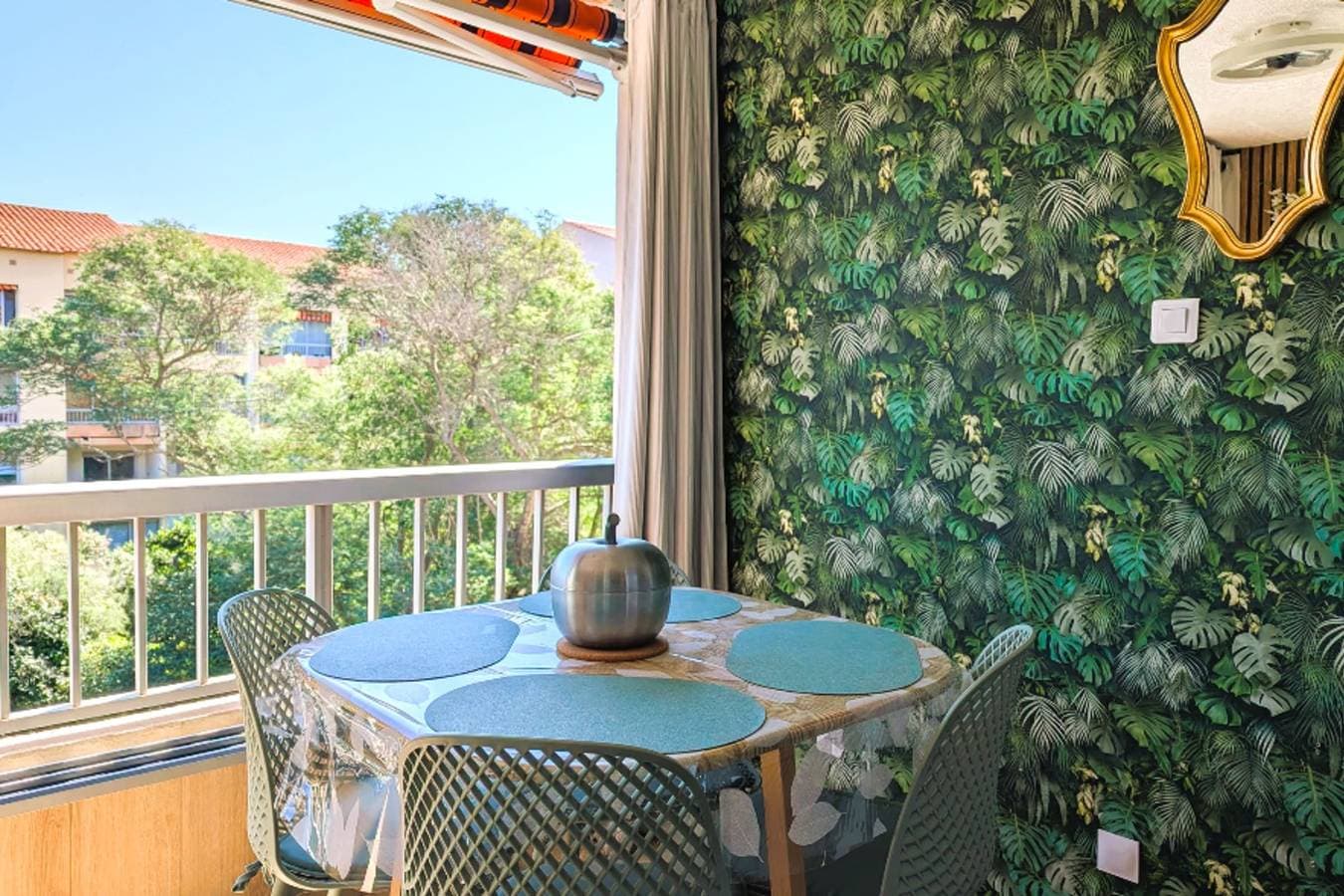 Foto 11 von 18: Apartment with loggia, 300m from the beach