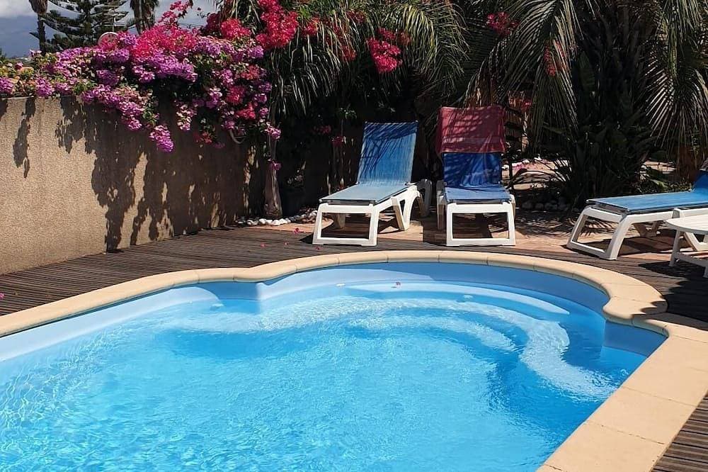 Villa mit Pool nahe dem Strand, für 4 Personen, komplett ausgestattet 1