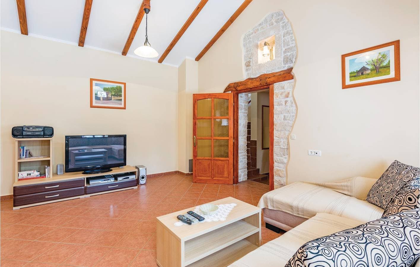 Foto 3 von 36: Reizende 2-Zimmer-Wohnung mit Pool und Terrasse in Butkovići – in der Nähe des Stadtzentrums