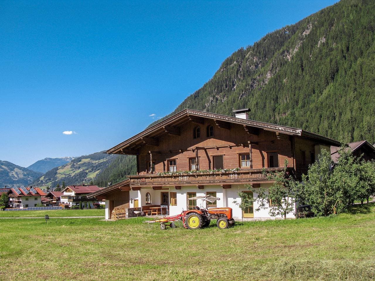 Landwirtschaftlicher Betrieb Gredler 1