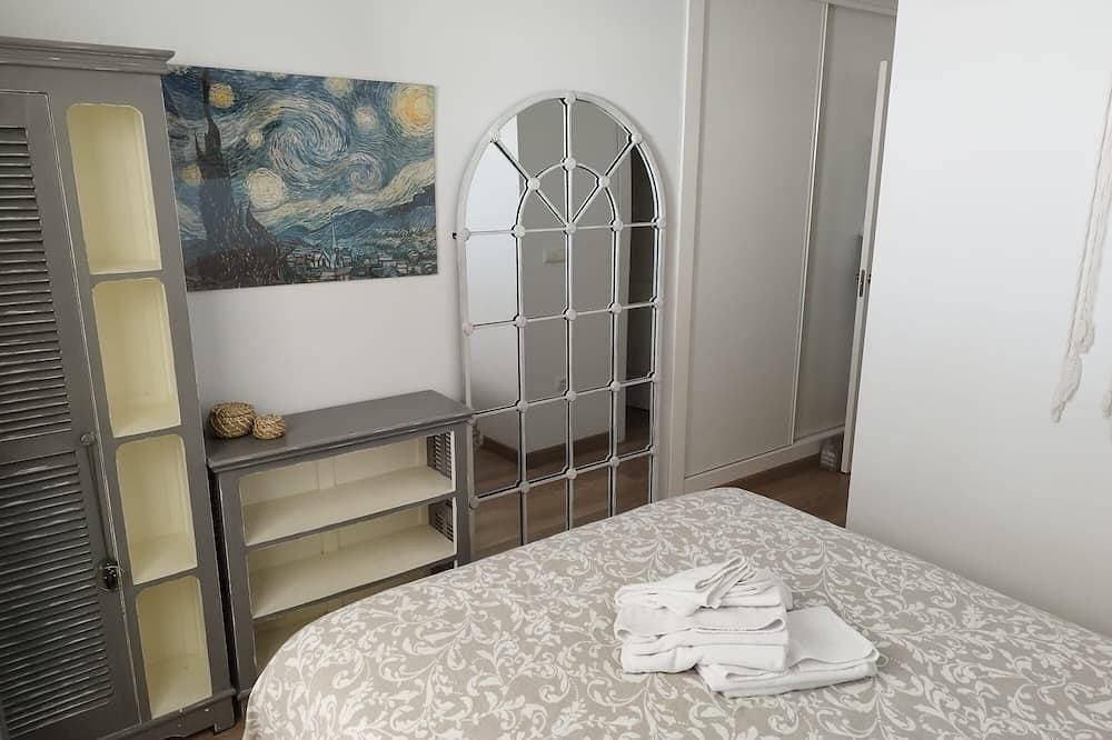 Foto 3 von 21: Trendy & cozy apartment with very nice views and a fantastic swimming pool.