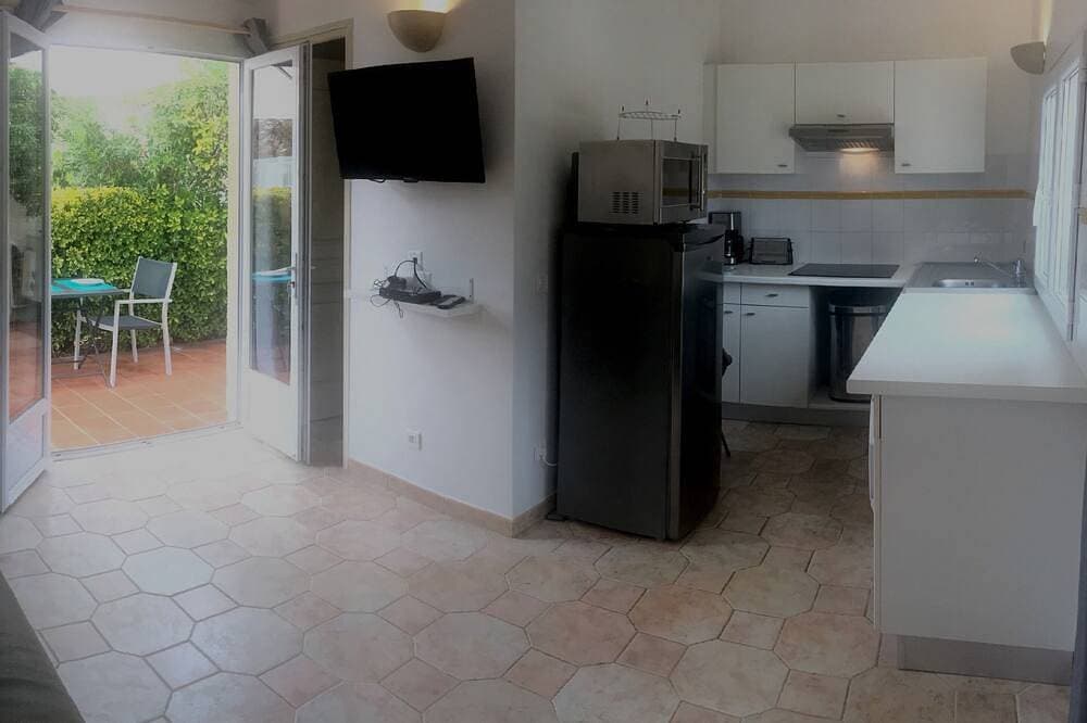 Foto 13 von 30: Marina 5-Studio-Standard-Ensuite mit Dusche