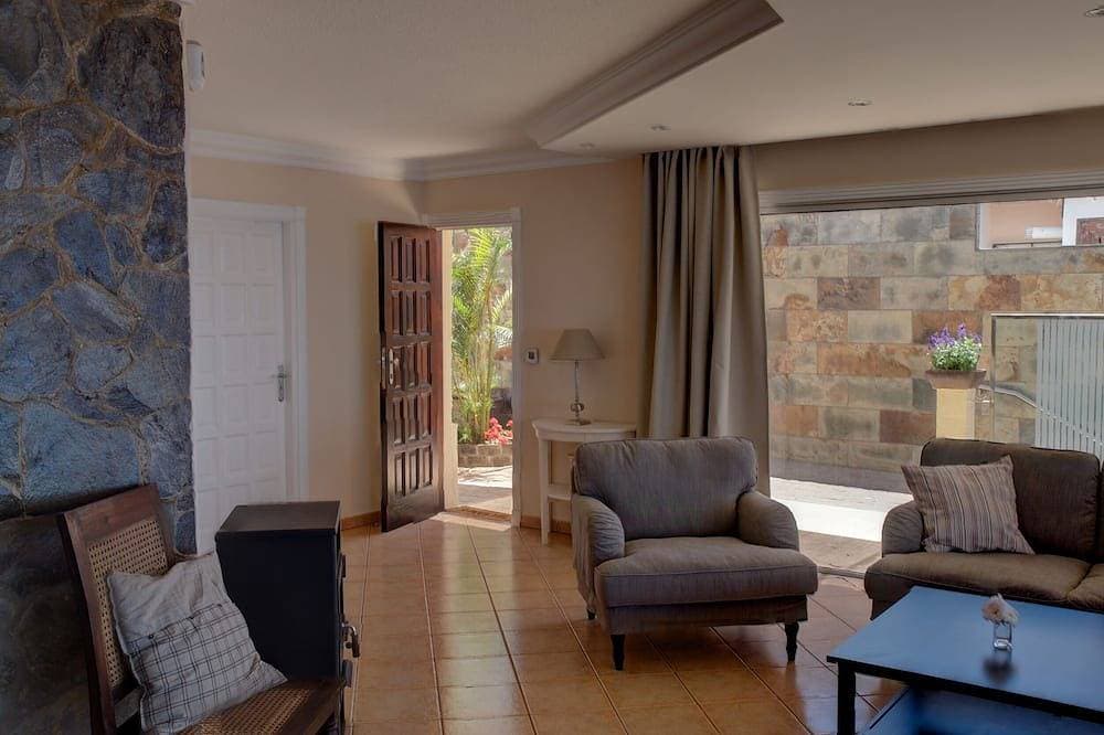 Foto 9 von 30: Villa in ruhiger Lage mit erstklassigem Blick auf den Atlantik und privatem Pool