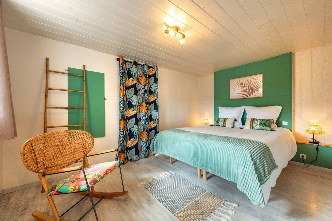 Foto 4 von 26: Ferienhaus 'Ty Reuniou - La Grange' mit Meerblick, Gemeinschaftsterrasse und WLAN