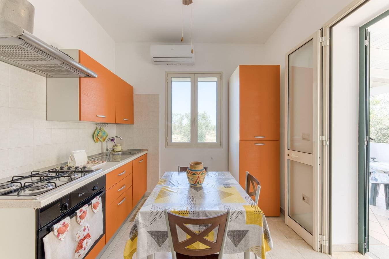 Foto 3 von 21: Villa 'Terra Rossa - Piccola' mit privater Terrasse, privatem Garten und Klimaanlage