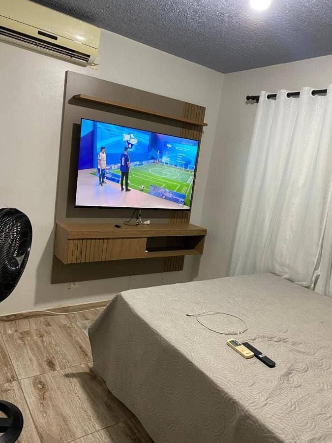 Apartamento mobiliado Cond lírio 1