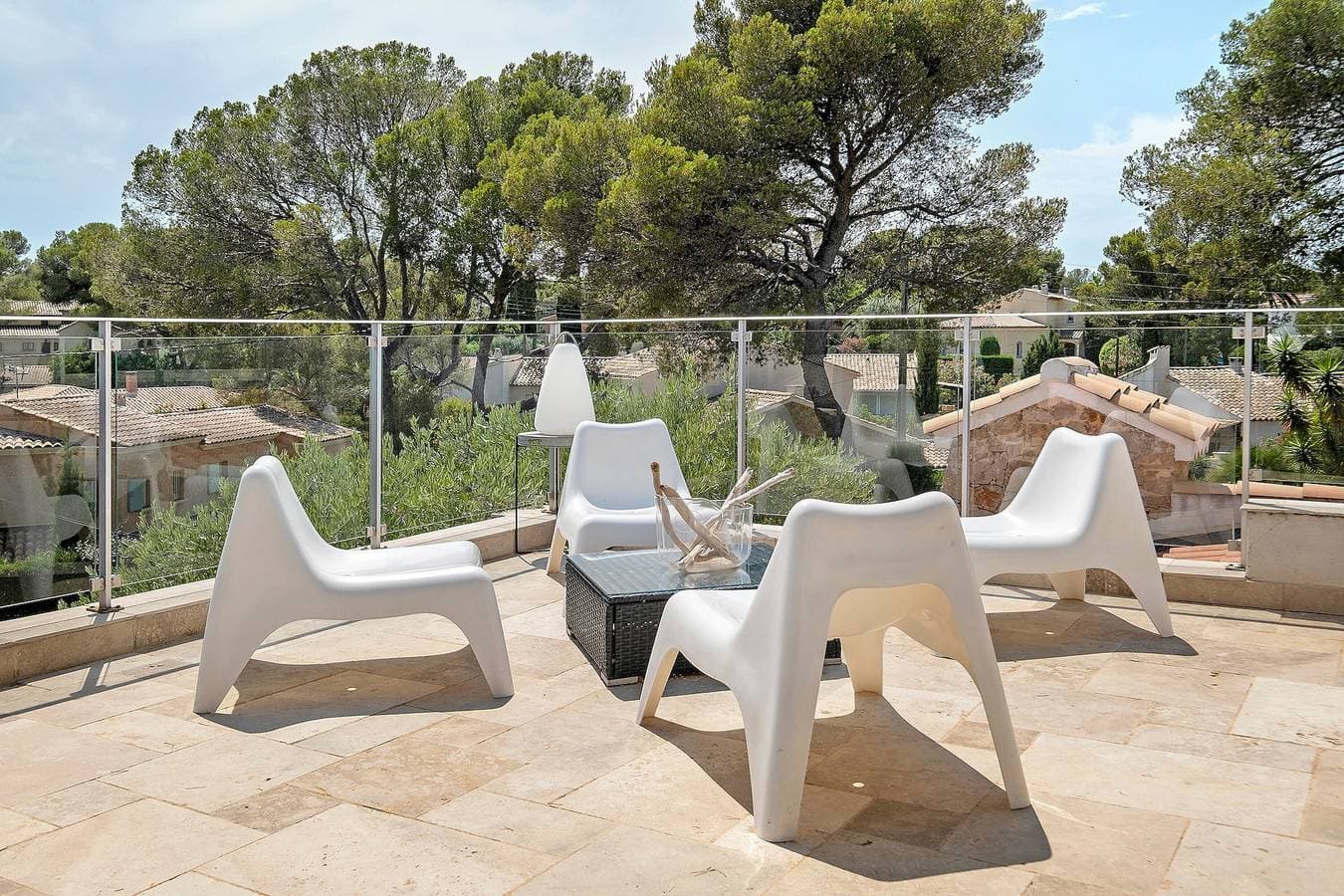 Foto 11 von 35: Villa „Les Alizés“ – Obergeschoss, am Pool, mit Meerblick