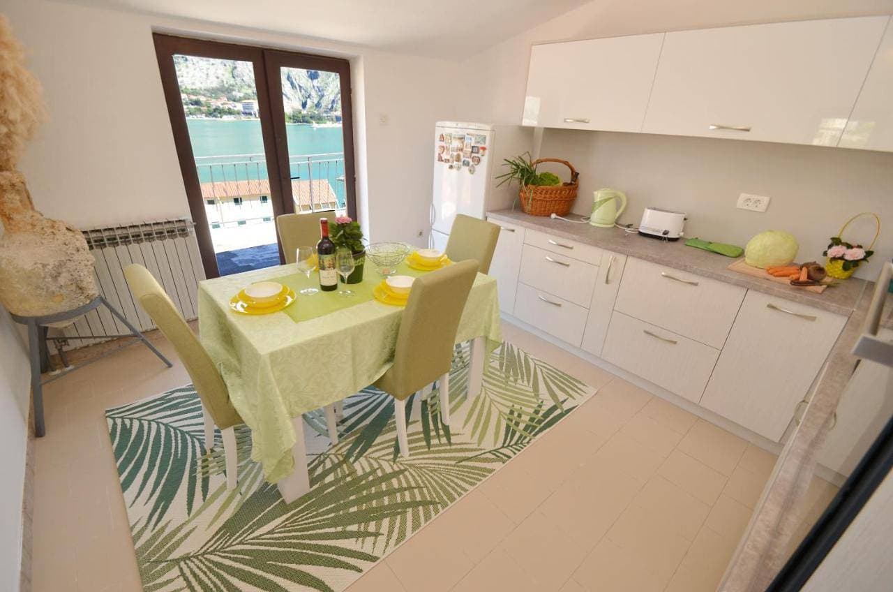 Foto 5 von 12: Apartment with Mountain View