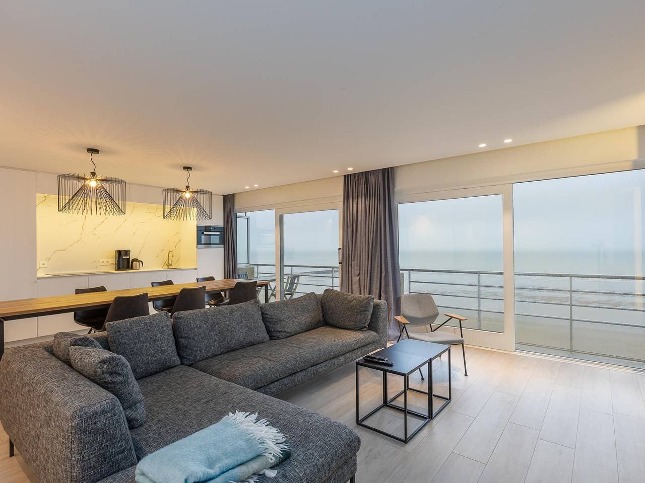 Luxuriöses Apartment mit herrlichem Meerblick 1