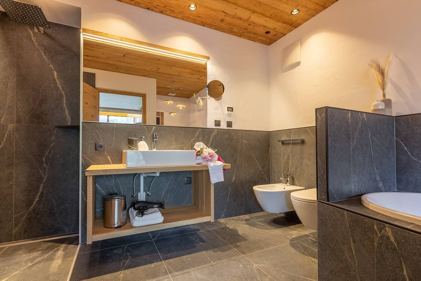 Foto 4 von 26: Chalet Panorama Himmelreichhof mit Bergblick, gemeinschaftlich genutztem Pool & WLAN