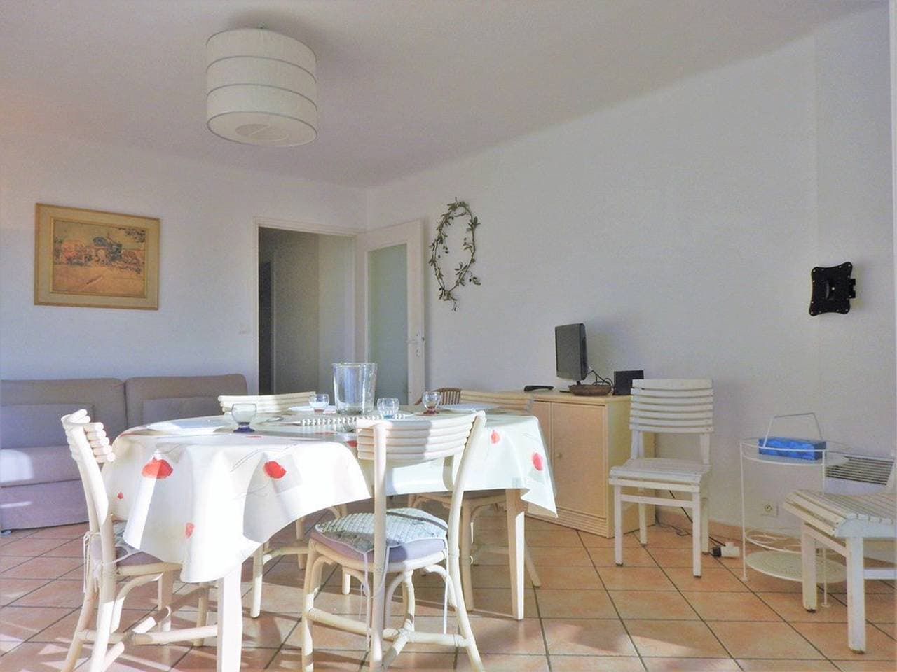 Foto 3 von 19: 2-Zimmer-Wohnung, Terrasse, strandnah und zentrumsnah, Le Lavandou