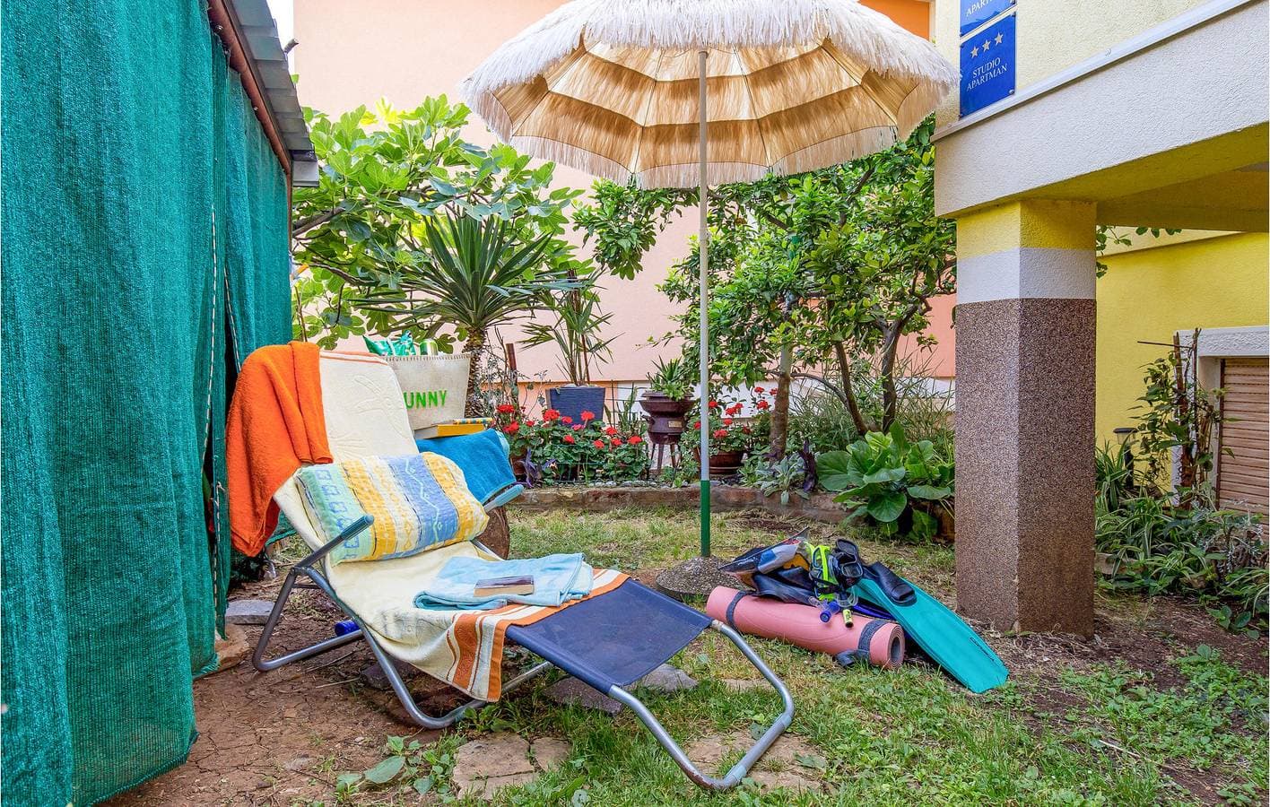 Foto 5 von 23: Gemütliche Ferienwohnung mit Terrasse, WLAN und Parkplatz, 2 km vom hundefreundlichen Strand entfernt