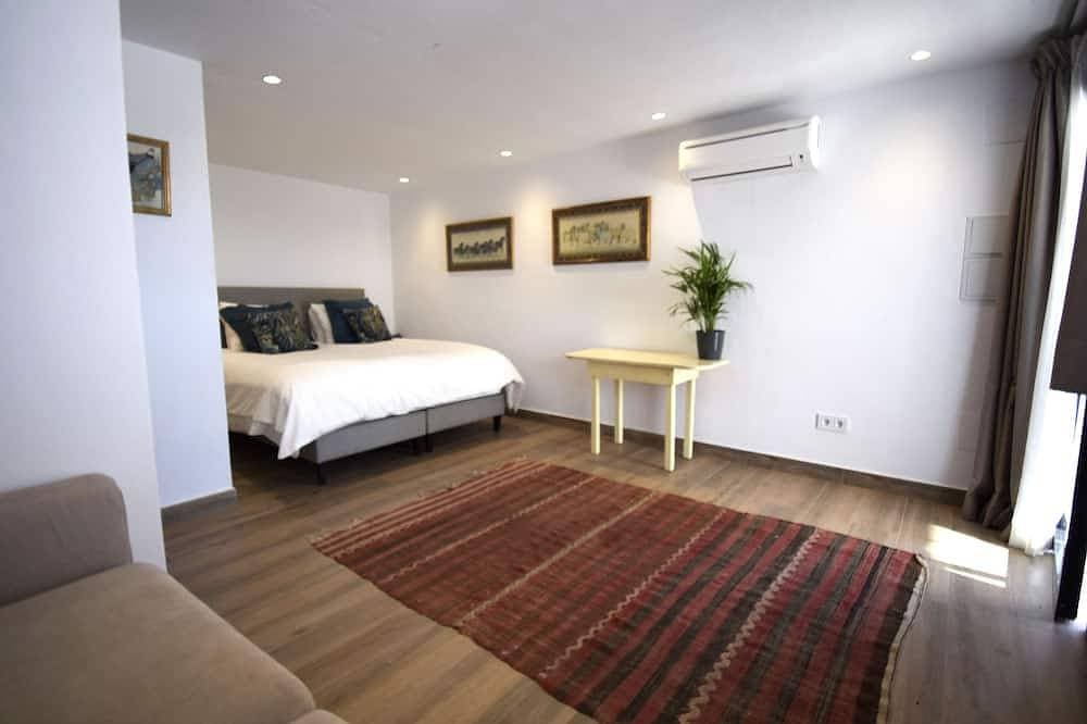Foto 5 von 22: Luxury Eco Villa  with Heated pool in Gaucin Town