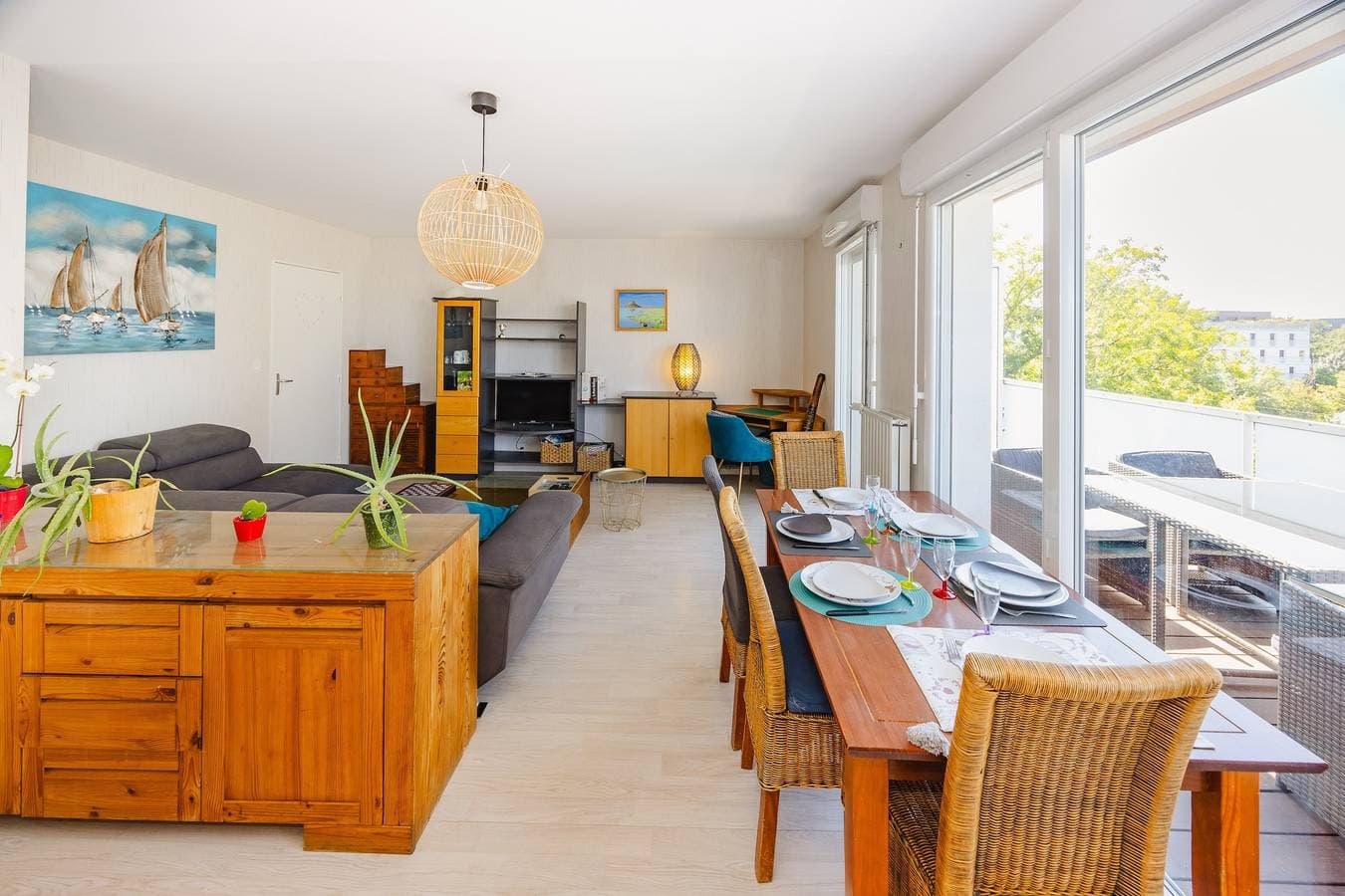 Foto 8 von 15: Ferienwohnung für 6 Personen mit Balkon
