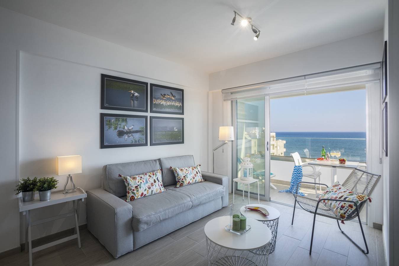 Foto 4 von 15: Mackenzie Zoe Seafront Suite