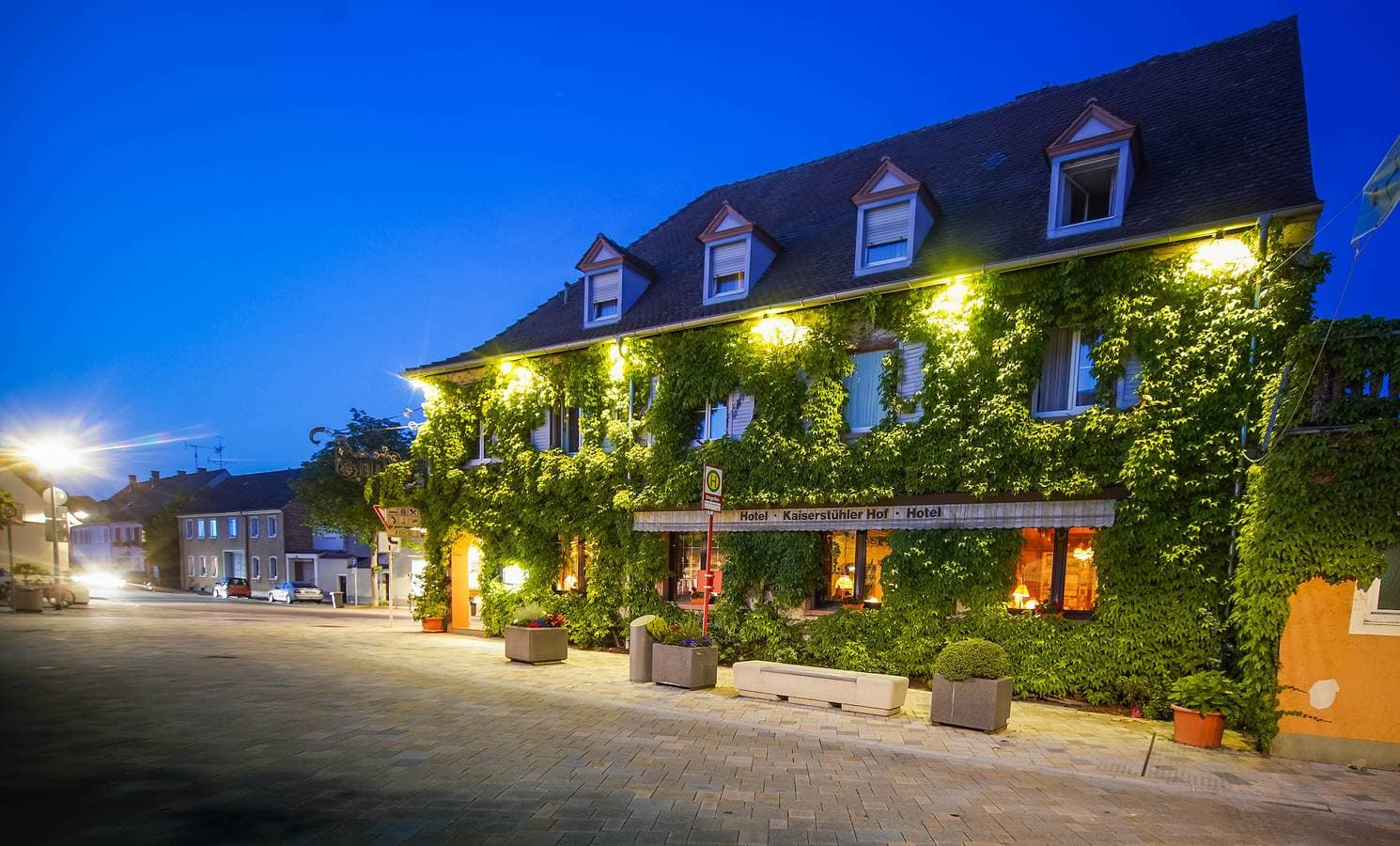 Foto 6 von 98: Kaiserstühler Hof, Hotel-Restaurant - Doppelzimmer Standard