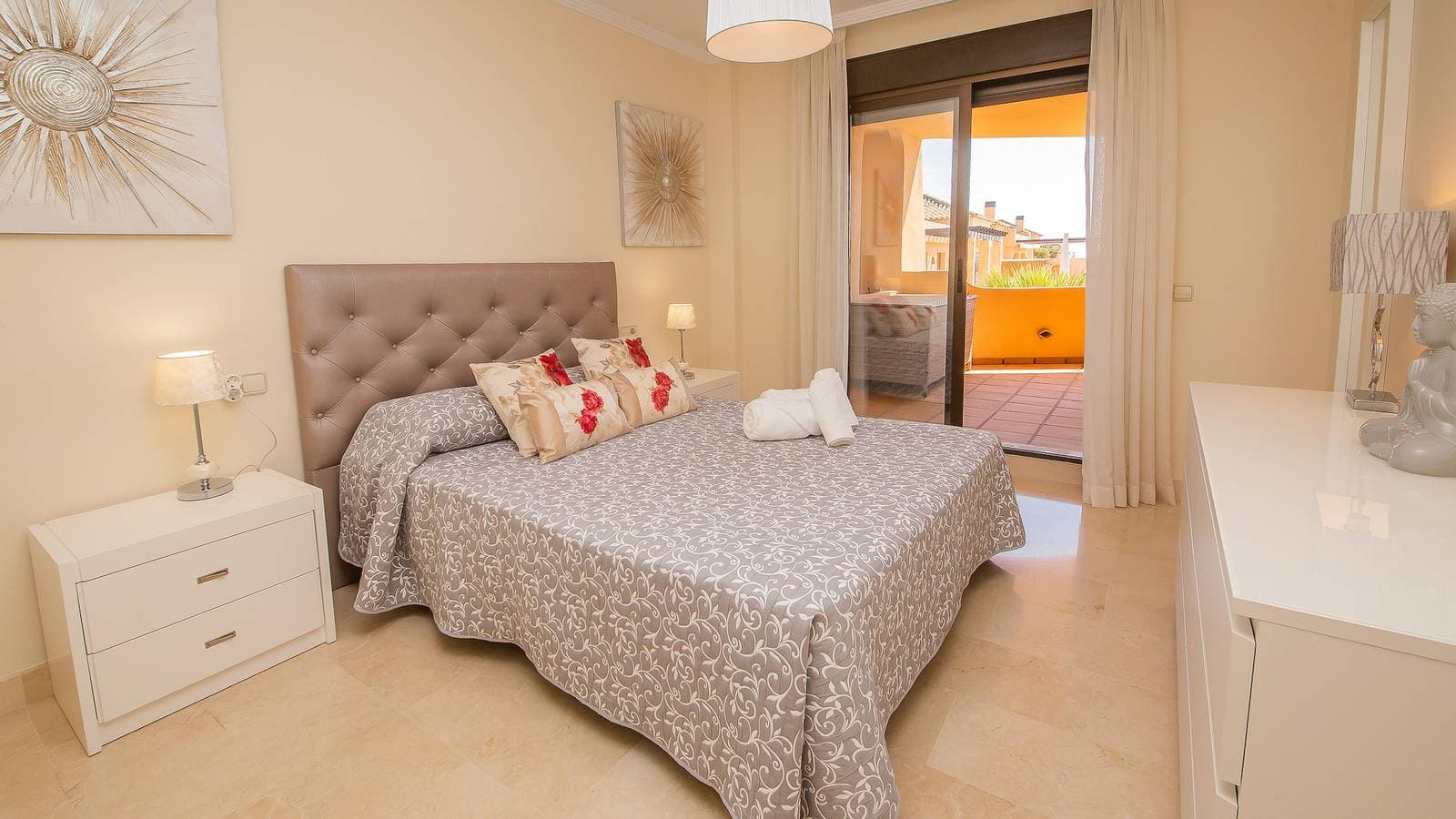 Foto 8 von 40: Casares Beach 218