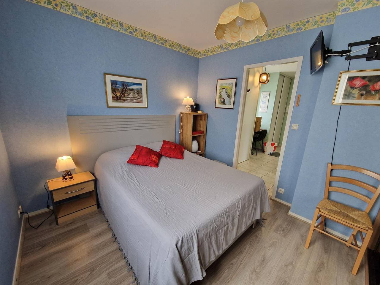Foto 7 von 13: Chatelaillon-Plage Zentrum: Wohnung 4 Pers, Balkon, Parkplatz, Pool, WLAN