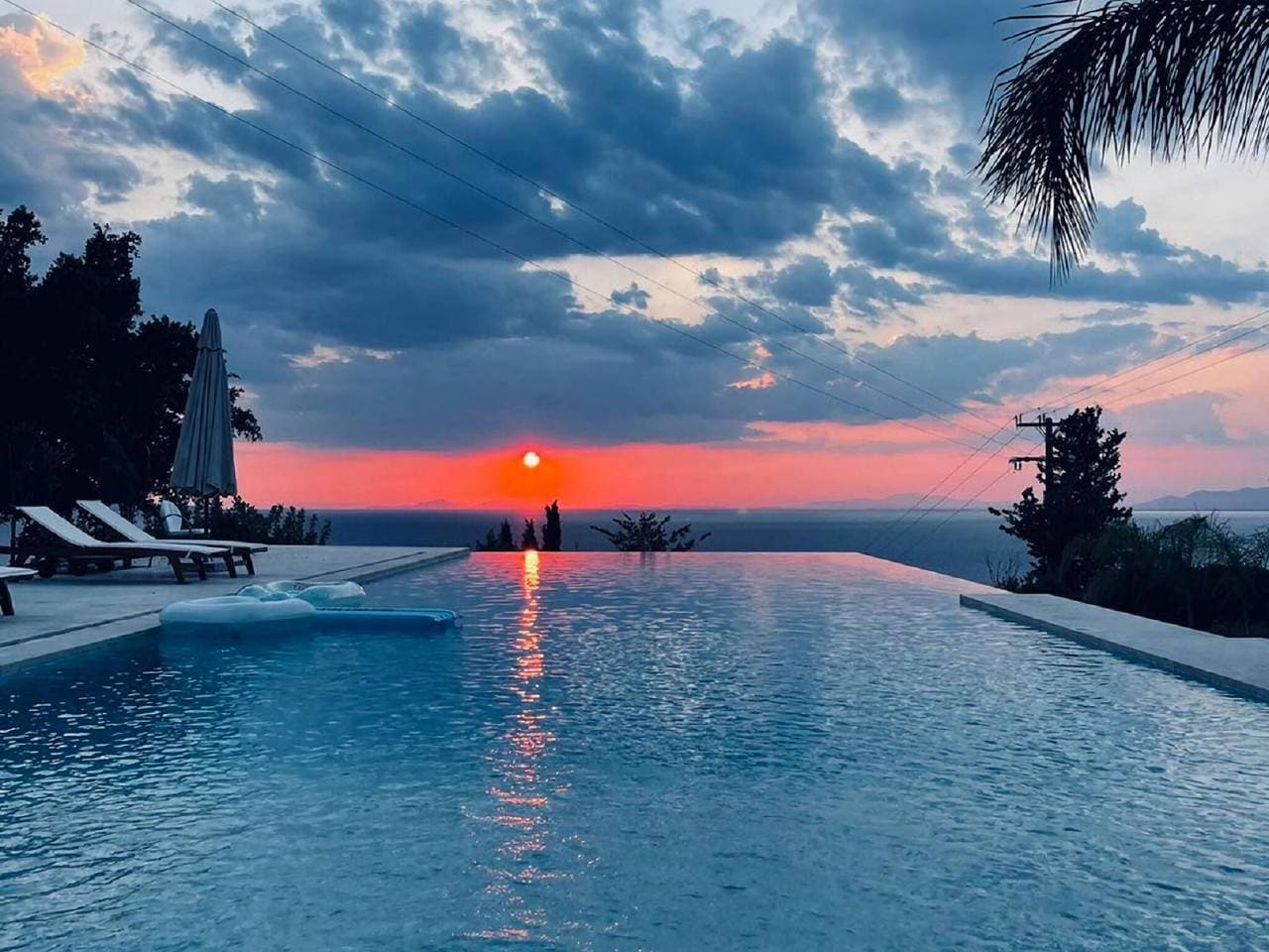 Foto 9 von 40: Villa in Patras mit Pool am Strand