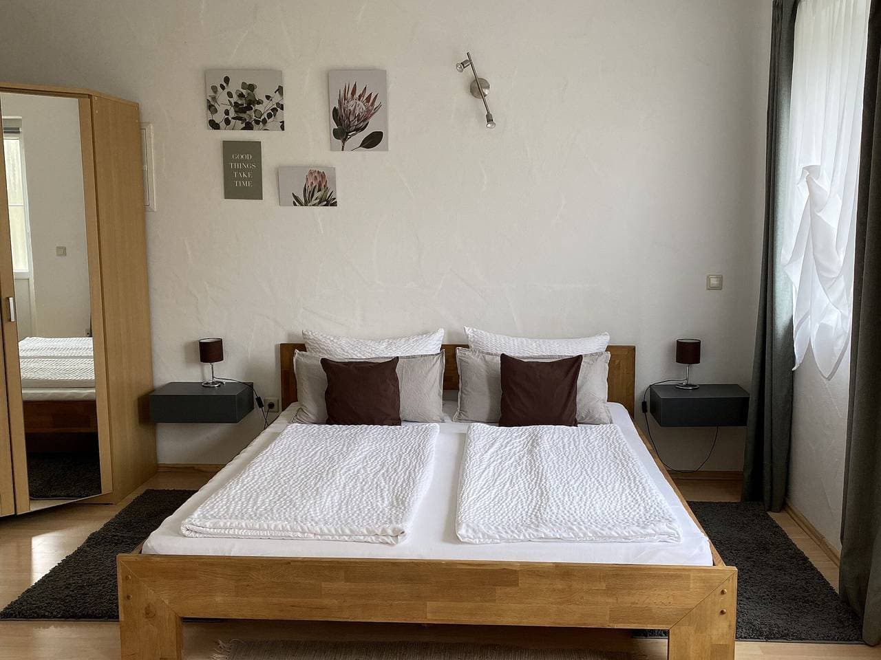 Foto 6 von 22: Ferienwohnung 3 mit privatem Garten und WLAN