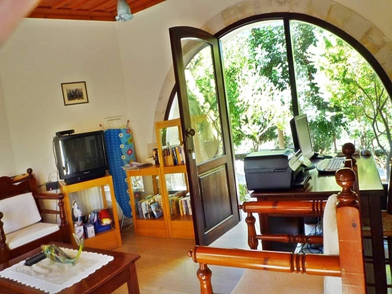 Foto 2 von 25: Ferienhaus in Douliana mit Gemeinschaftspool