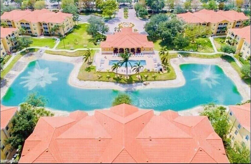 Lovely Residence Condo Tropical Retreat! 1