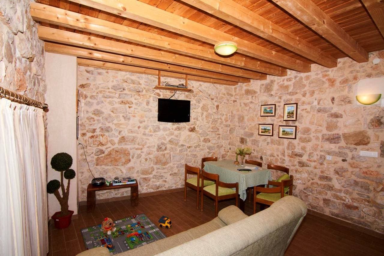 Dalmatian Stone House 1