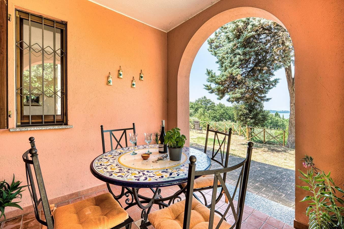 Foto 3 von 39: Ferienhaus 'Del Riccio' mit Seeblick, WLAN und Klimaanlage