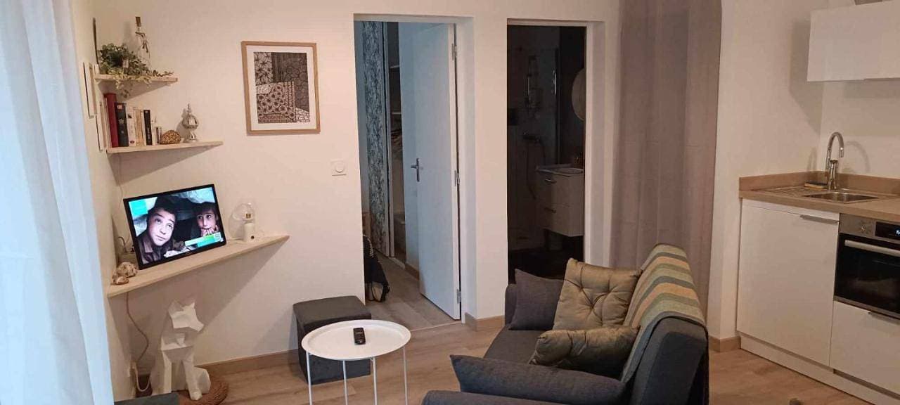 Foto 5 von 14: One-Bedroom Apartment