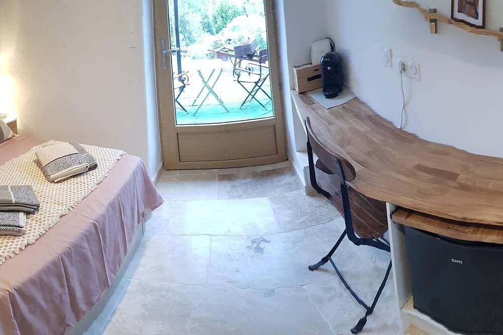 Foto 4 von 19: Maranatha Guest House en Provence - Chambre D'hôte Dans le var