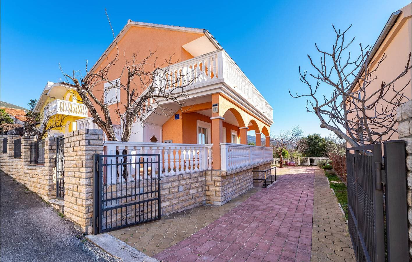 Foto 4 von 26: Urlaub am Meer: Luftiges Apartment mit Meerblick und moderner Ausstattung