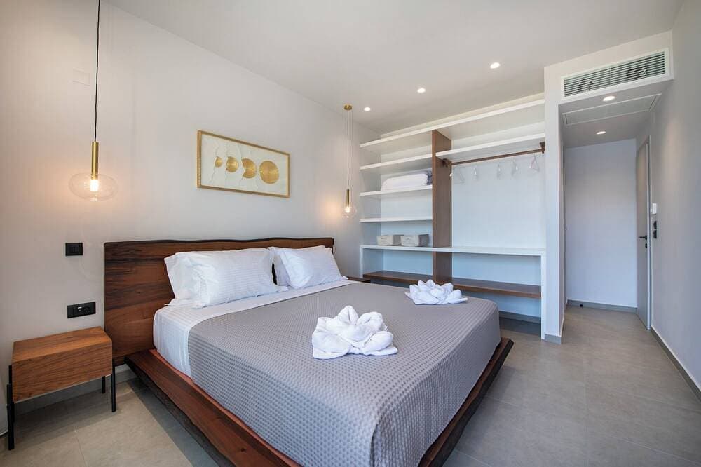Foto 5 von 30: Luxury villa with kingsize beds and breathtaking sea view ( El paradiso villa)