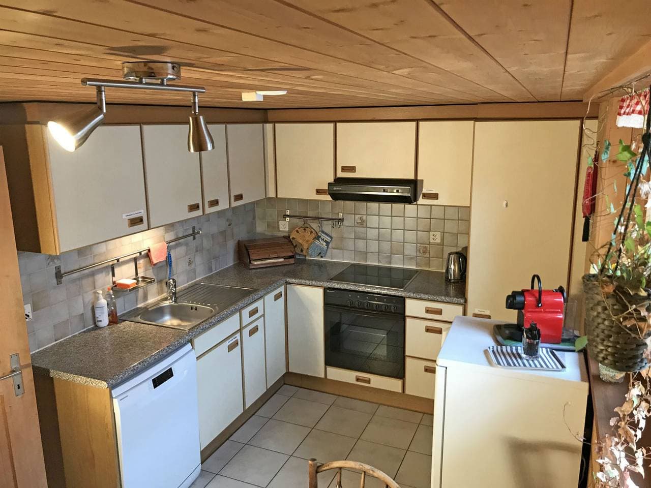 Foto 7 von 9: Ferienwohnung Bio-Hirschfarm, Versam - 3 Zimmer Ferienwohnung für max. 5 Pers.