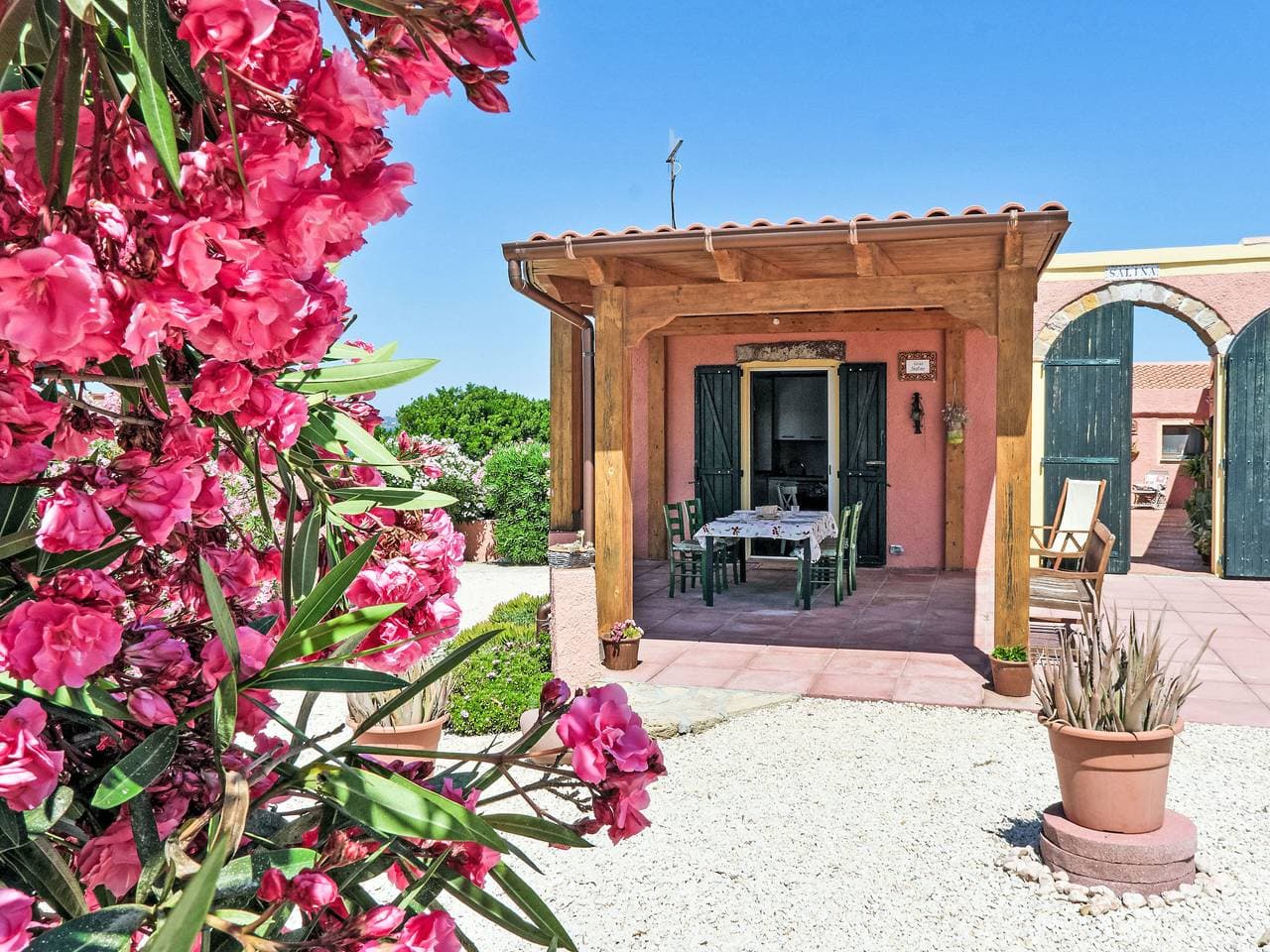 Wohnung in Calasetta mit Grill und Garten 1
