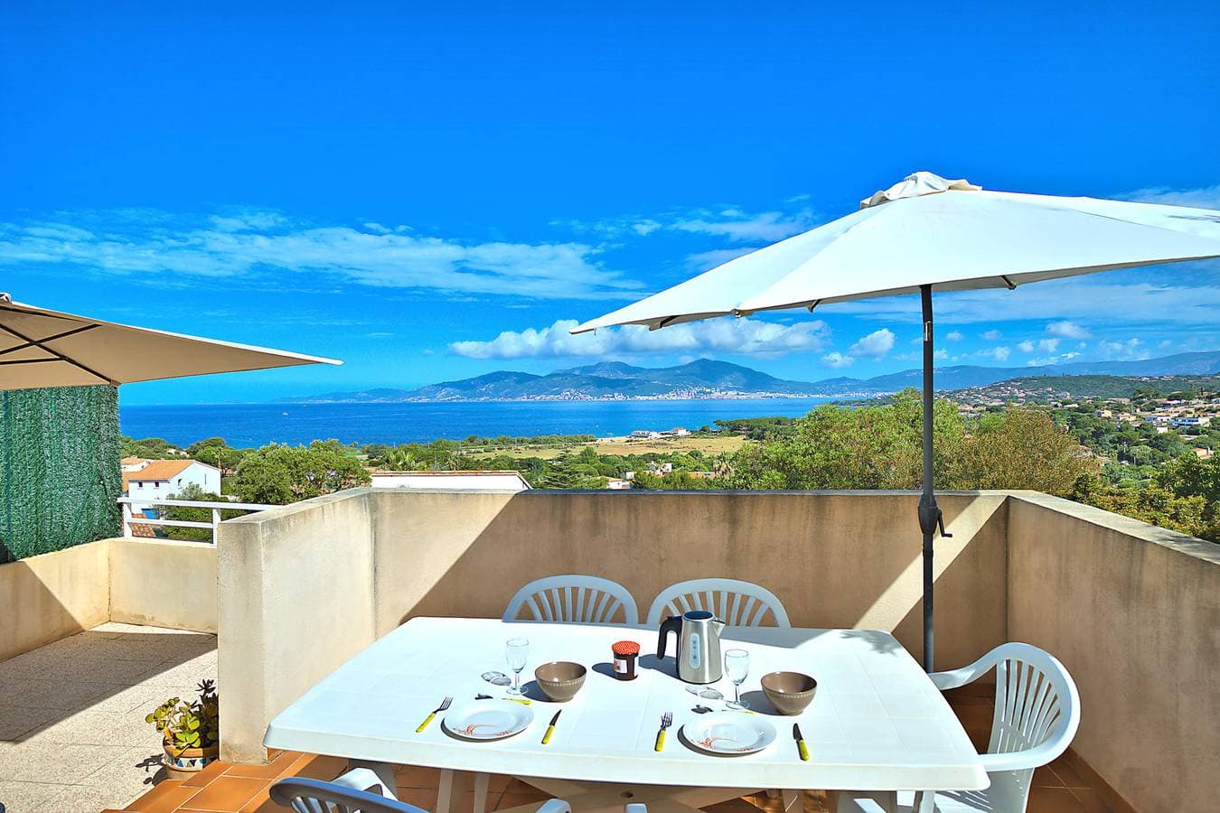 The Terrace of the Gulf of Ajaccio - Welkeys 1