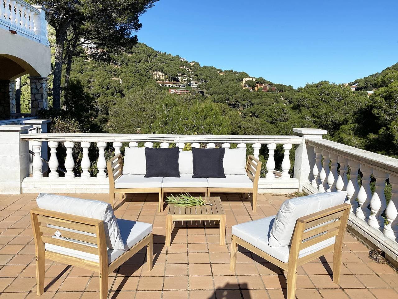 Foto 4 von 24: Villa für 8 Personen mit Meerblick