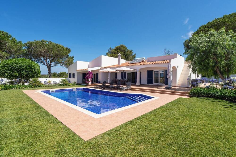 Royale en Luxe Familie Villa in de Groene Heuvels Colinas Verdes bij Lagos 1
