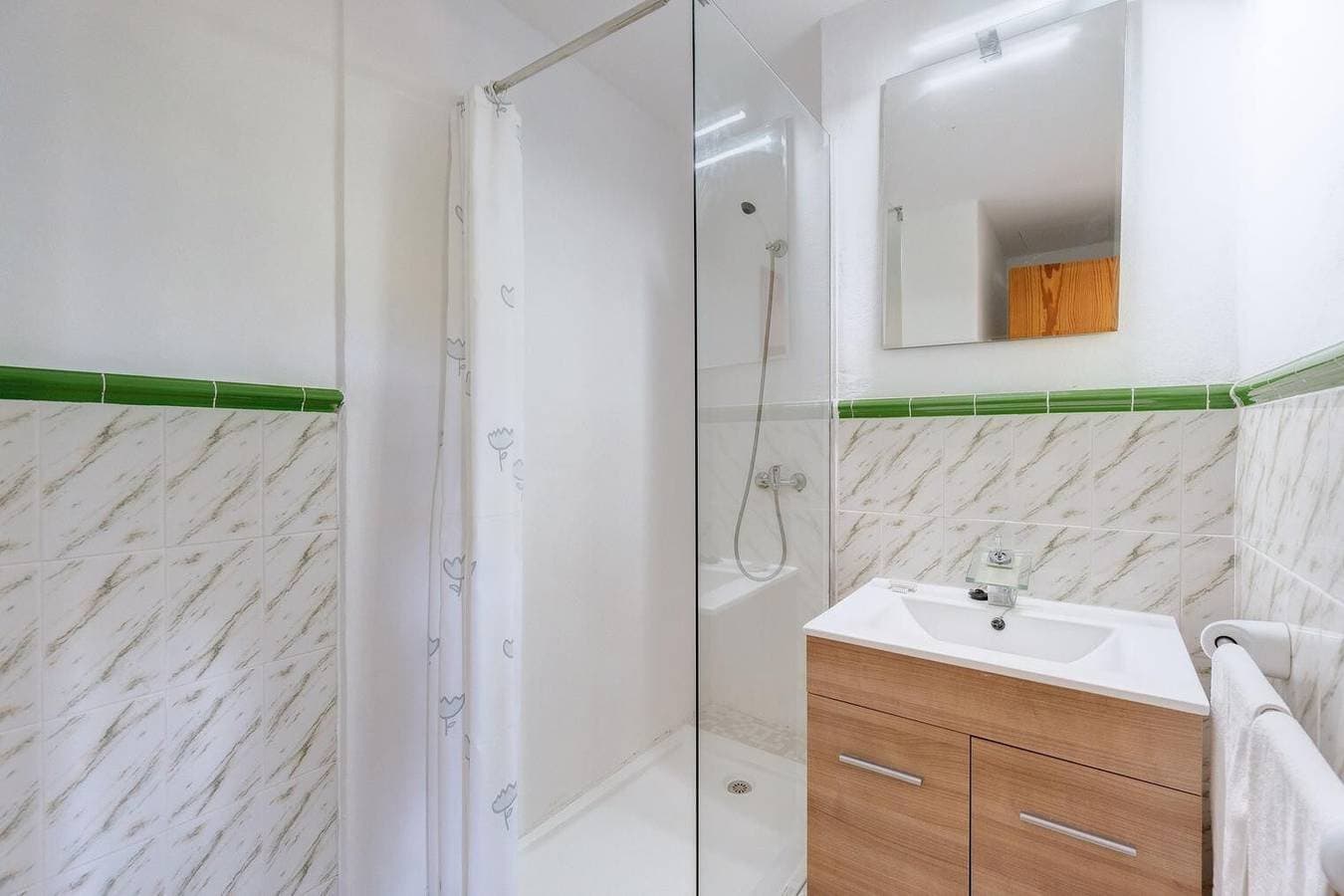Foto 13 von 24: Ferienwohnung "La Cabanya 2A" mit WLAN, Balkon, Terrasse & Gemeinschaftspool