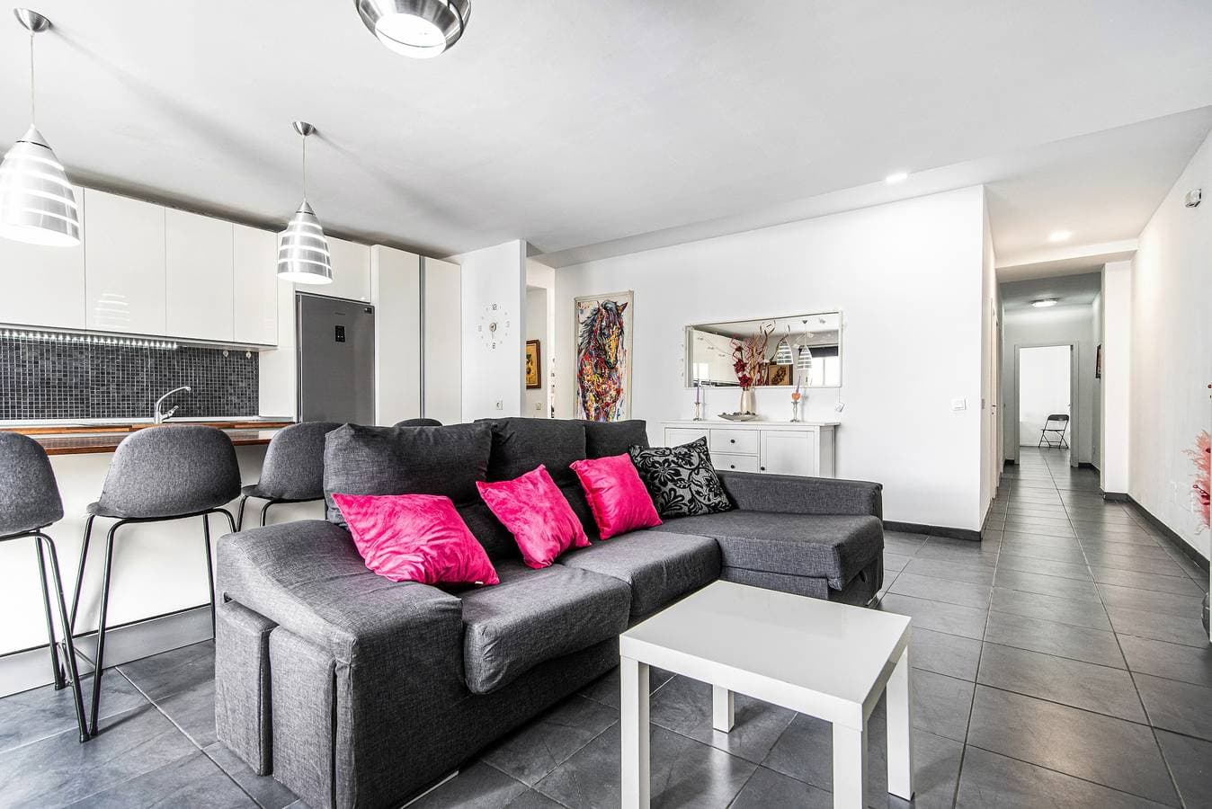 Foto 7 von 29: Ferienhaus 'Bright' mit Bergblick, Balkon und WLAN