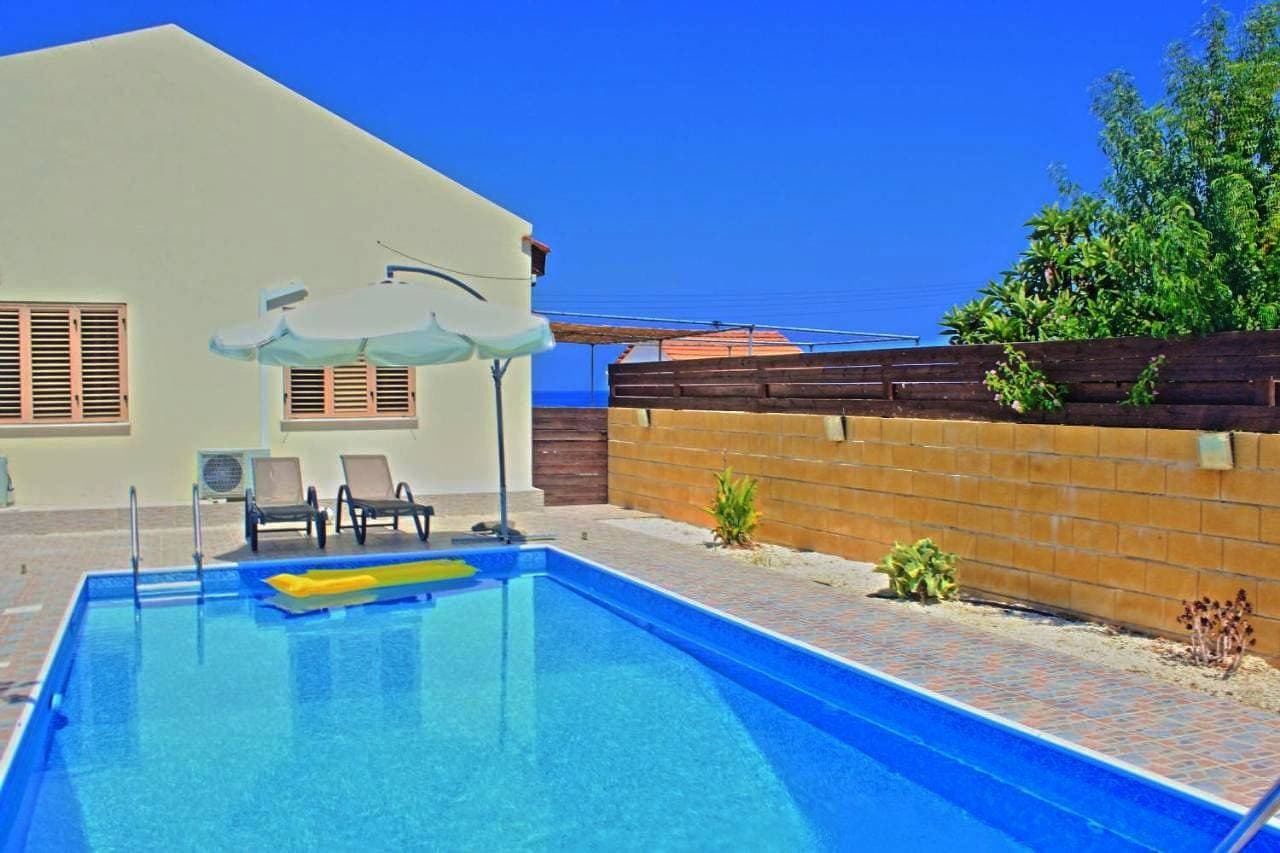 Foto 4 von 28: Villa - Beach Front