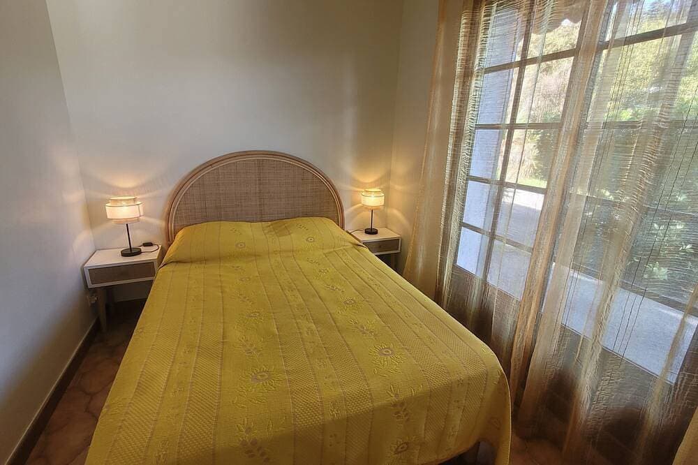 Foto 5 von 18: 3-room villa with garden.
