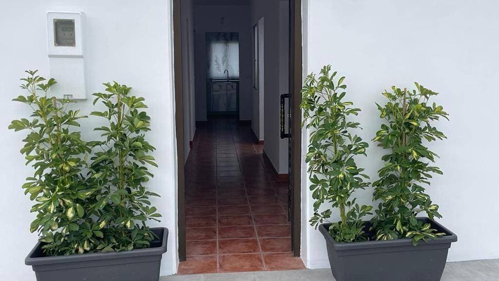 Foto 12 von 31: Three-Bedroom House