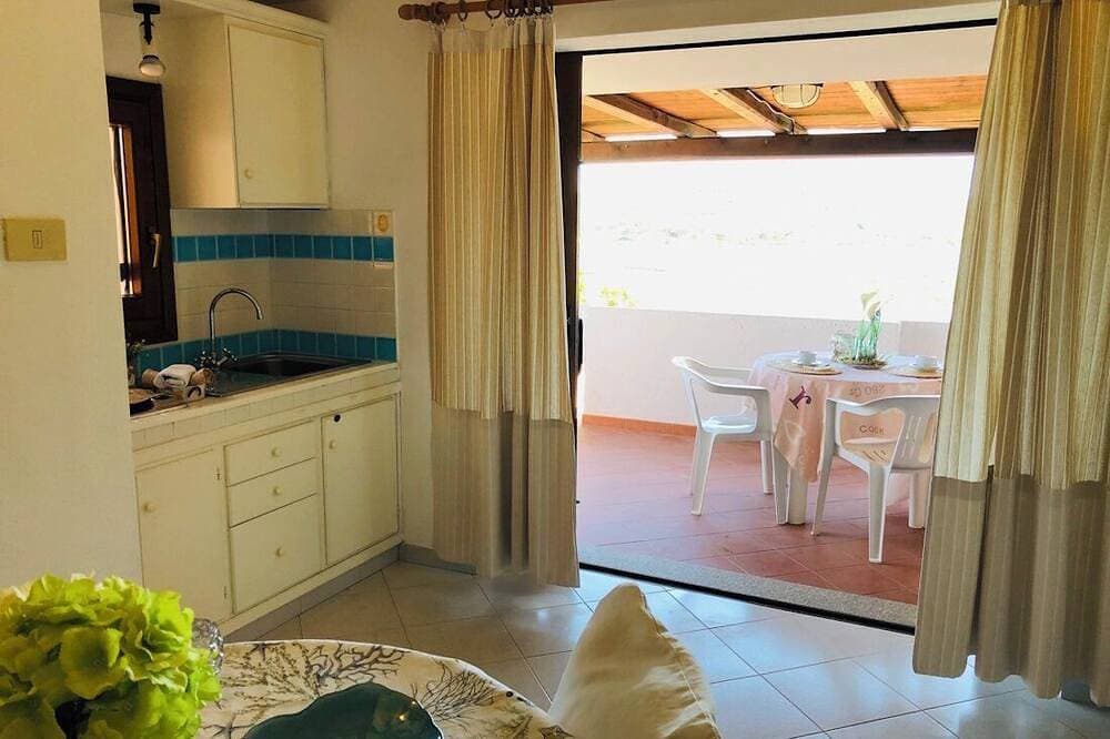 Foto 11 von 21: Two-room apartment Oleander Sea view 250 mt beach Porto Taverna