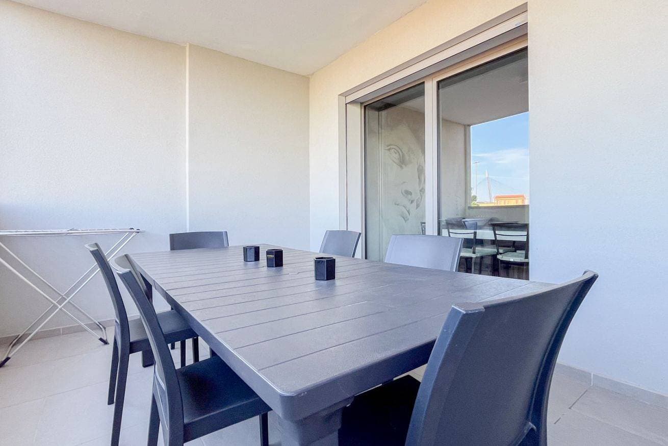 Foto 6 von 40: Ferienwohnung für 4 Personen mit Balkon/Terrasse